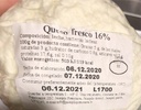 Fromage frais en grains "Tvorog derevenskij" 16% de matières grasses dans la pâte